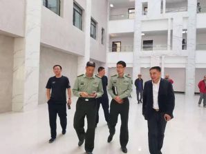 董事長許寶平視察部隊工地